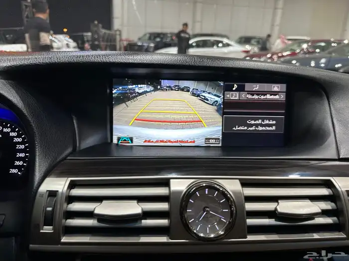 لكزس LS600 موديل 2015 فل كامل هايبرد 10