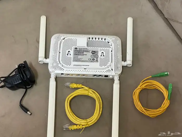 شبكه راوتر مودم ألياف موبايلي Huawei HG8245W5 نظيف 0