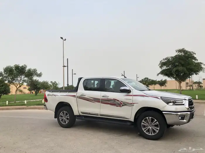 هايلوكس 2024 تمتك فل S-GLX دبل بدي وكاله ممشي 23 الف بنزين 5
