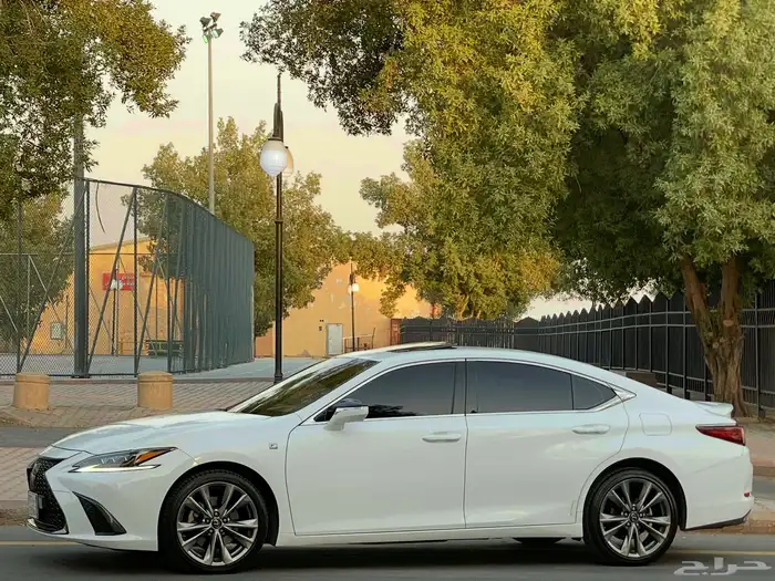 لكزس ES350 2020 اف سبورت 5