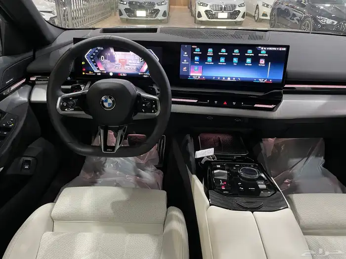 بي ام دبليو 520 موديل 2024 فل كامل Kit M 21