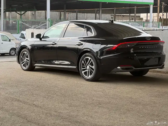 هيونداي أزيرا 2020 1