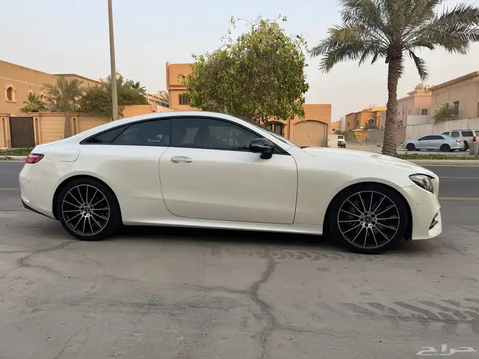 للبيع مرسيدس E300 Coupe2020 1