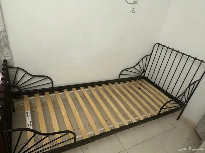 سرير قابل للتمديد من ايكيا 0