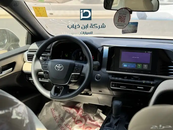 تويوتا كامري استاندر E بنزين 2025 لدى شركة ابن ذياب 2