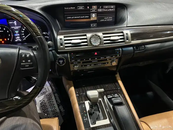 لكزس LS600 موديل 2015 فل كامل هايبرد 9