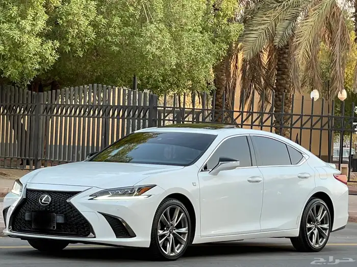 لكزس ES350 2020 اف سبورت 3