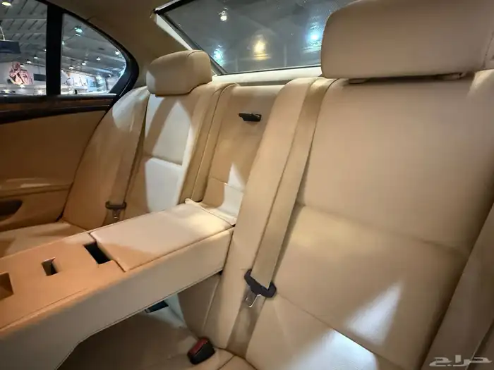 بي ام دبليو 520i 2010 (( بحالة ممتازة )) 12