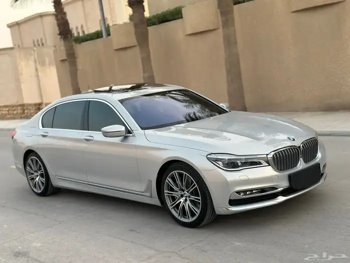 بي ام انتفجول 750 ماشي 72 الف فقط على الضمان 2017 52