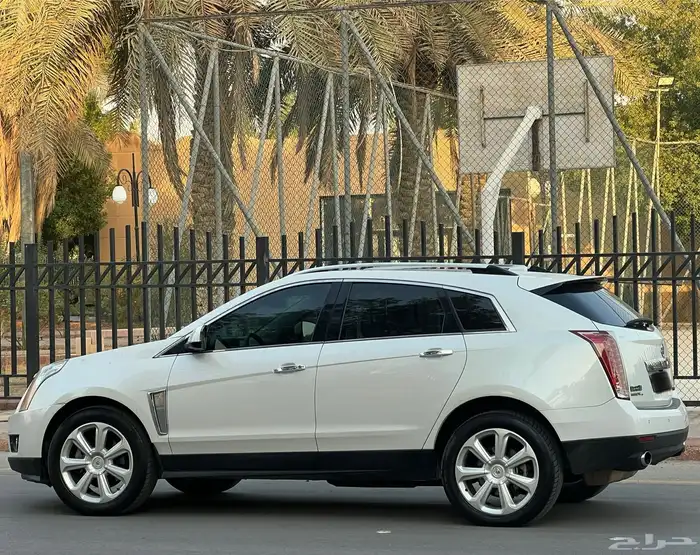 كاديلاك 2013 XT4 فل 3