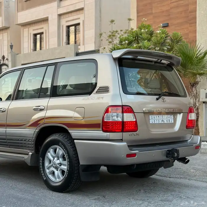 لاندكروزر GXR قير عادي - 2005 3