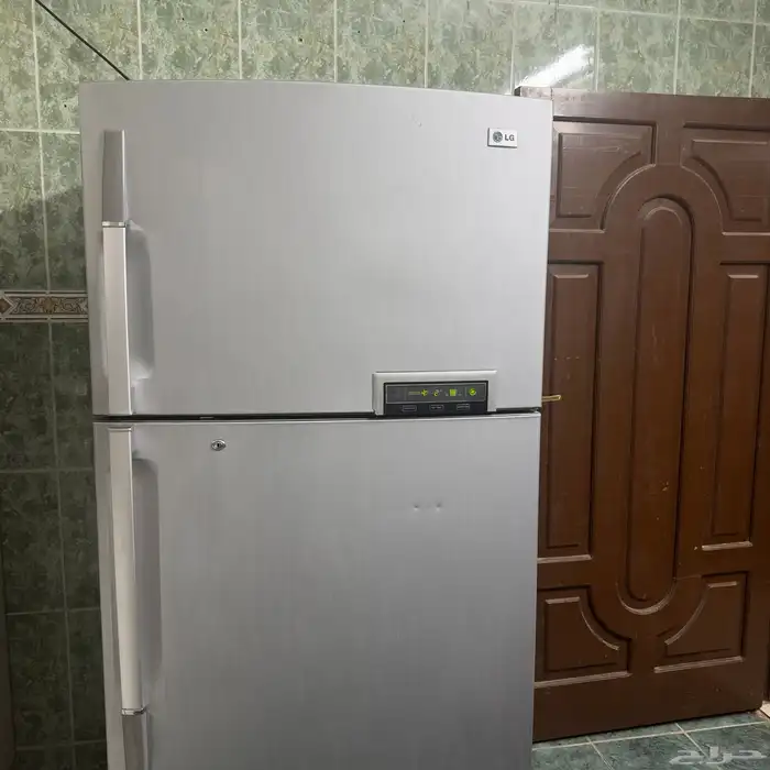 ثلاجه للبيع 1