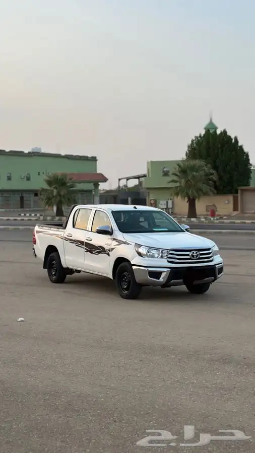 هايلكس 2022 ديزل المكينة و القير سليمة 2