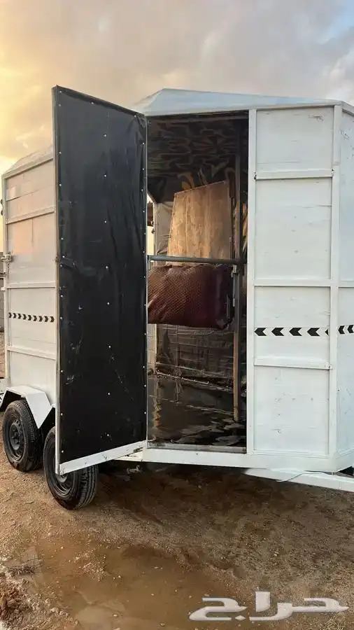 عربة نقل خيل للبيع 1