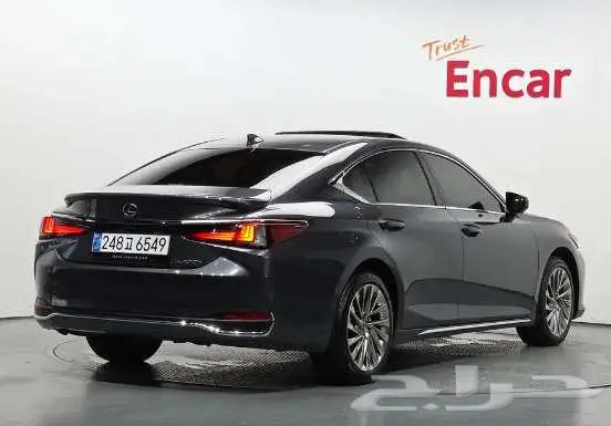 لكزس ES300 موديل 2026 الميموني للاستيراد بكوريا 3