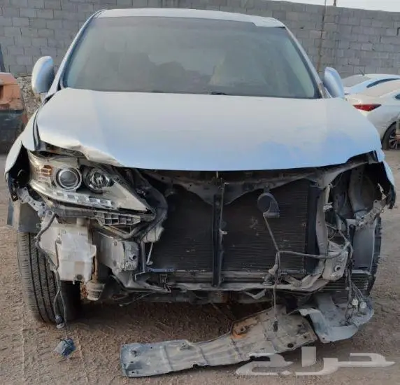 لكزس RX350 نص فل سعودي مصدومه 5
