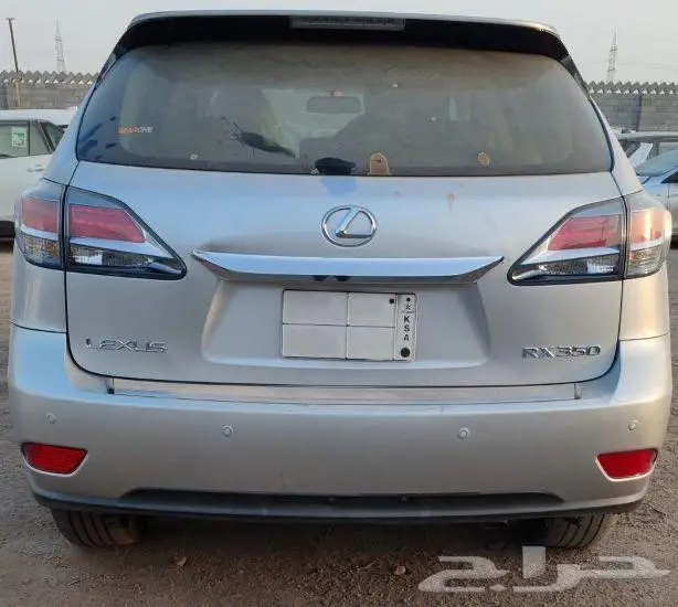 لكزس RX350 نص فل سعودي مصدومه 3