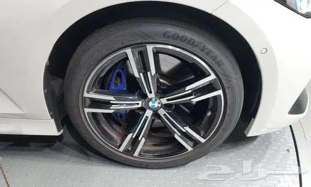 BMW 32i M موديل 2025 الميموني للاستيراد 4