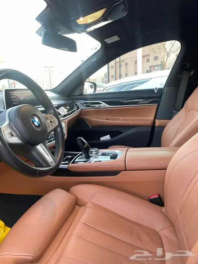 بي ام دابليو الفئة السابعة 2021 m 11