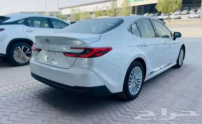 كامرى LE بنزين 2025 1