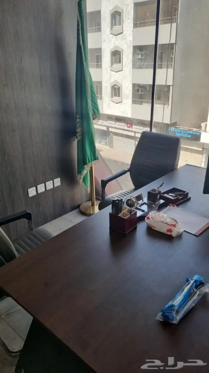 مكاتب إدارية مؤثثة للإيجار 2