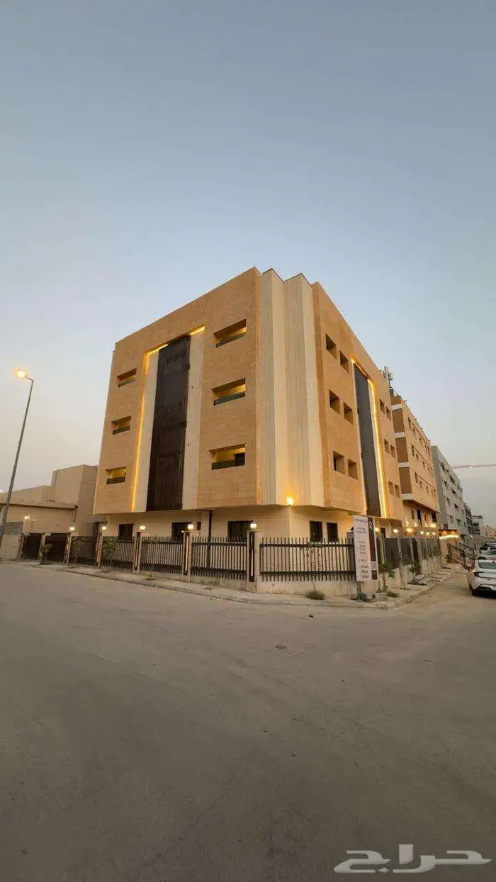 شقق للإيجار في حي الضباط 0