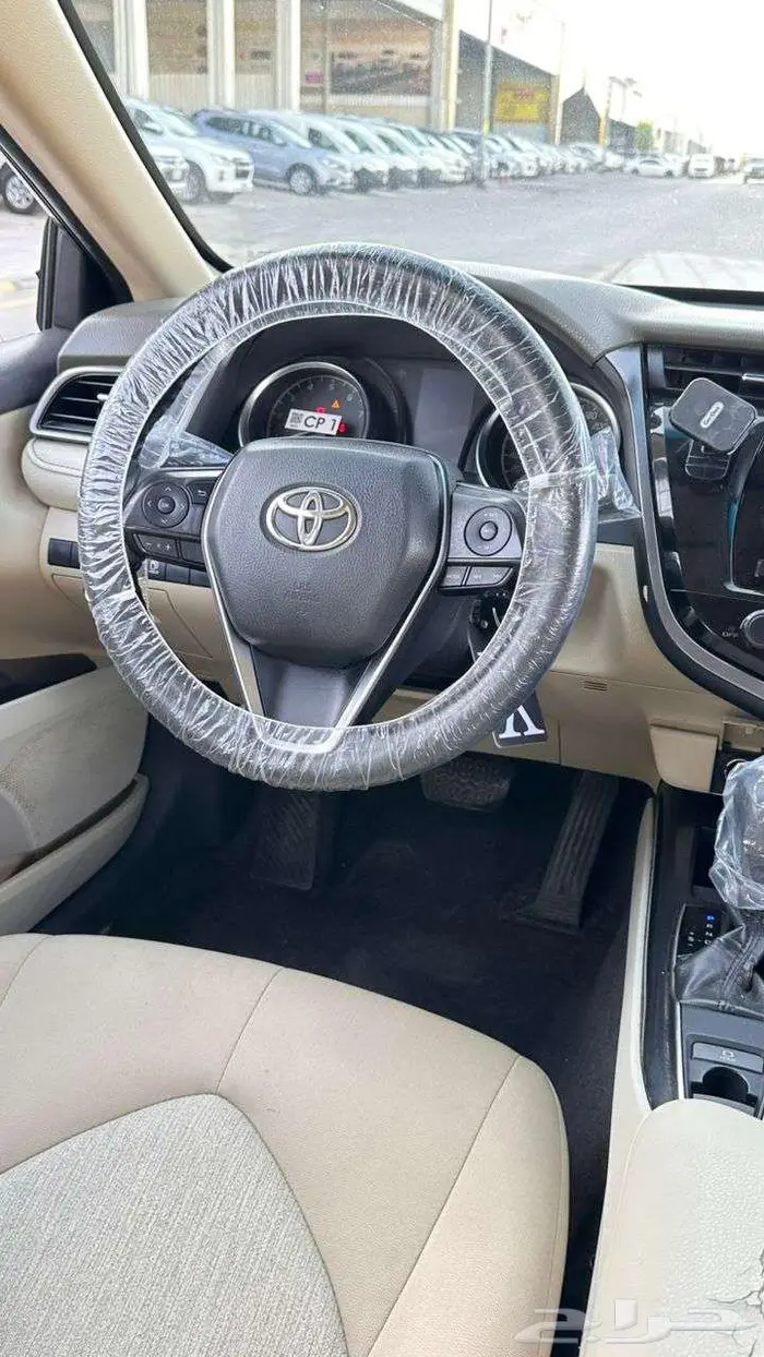 تويوتا كامري 2019 LE استاندر 7