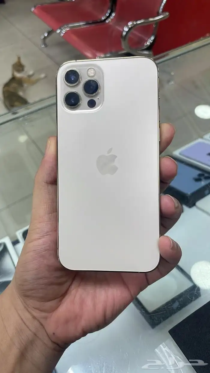 آيفون 12 برو ذهبي 256 g 1