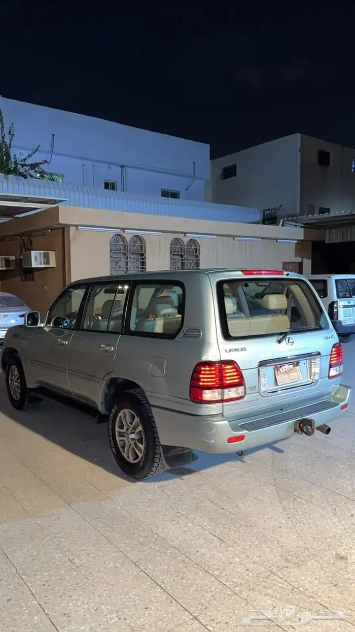 النوع  لكزس -الفئه  LX470 الممشى 223 الف -المديل  2003 12