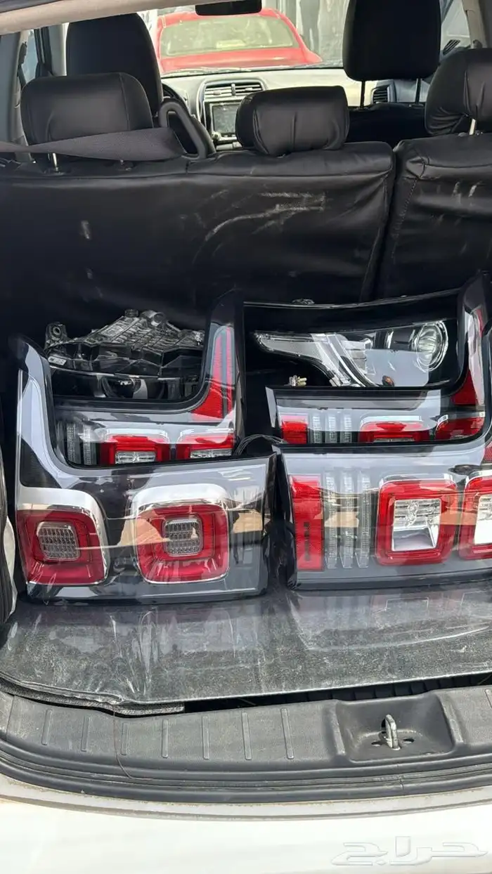 قطع غيار مستورد رنج روفر بجميع فئاتها 37