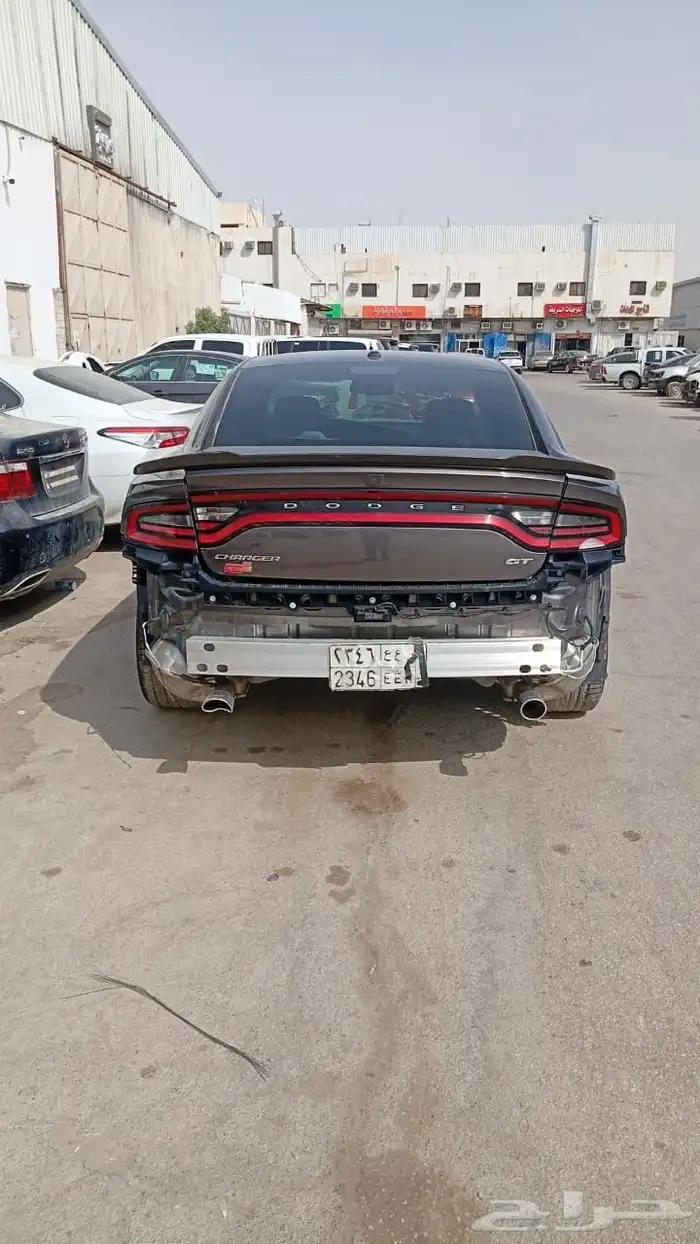 تشارجر 2022 مصدوم داخل احمر 10