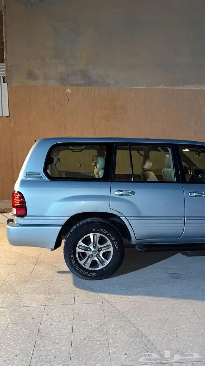 النوع  لكزس -الفئه  LX470 الممشى 223 الف -المديل  2003 9