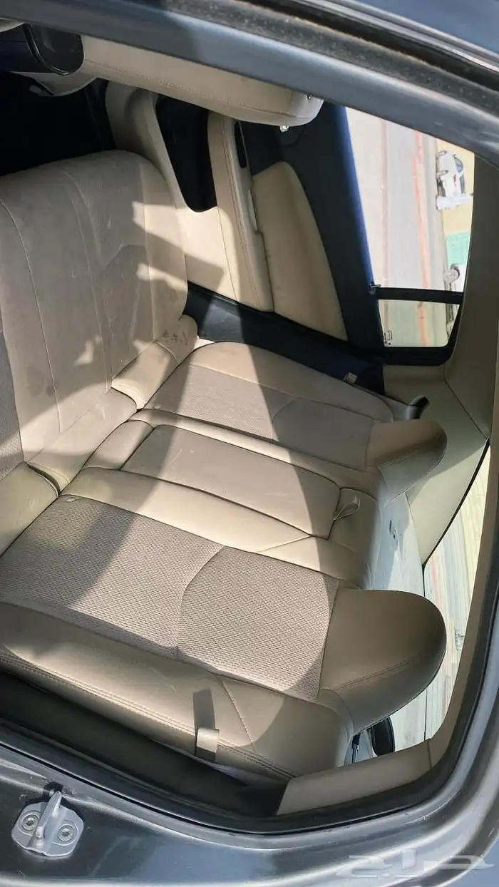 للبيع كرايسلر C200 نظيفة 7