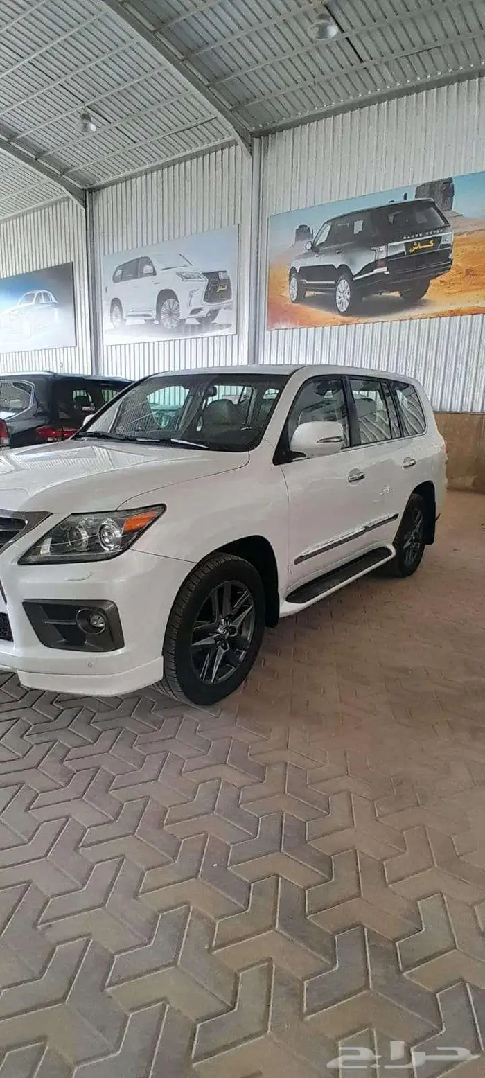 لكزس LX570 فل كامل DD البيع 147000 2