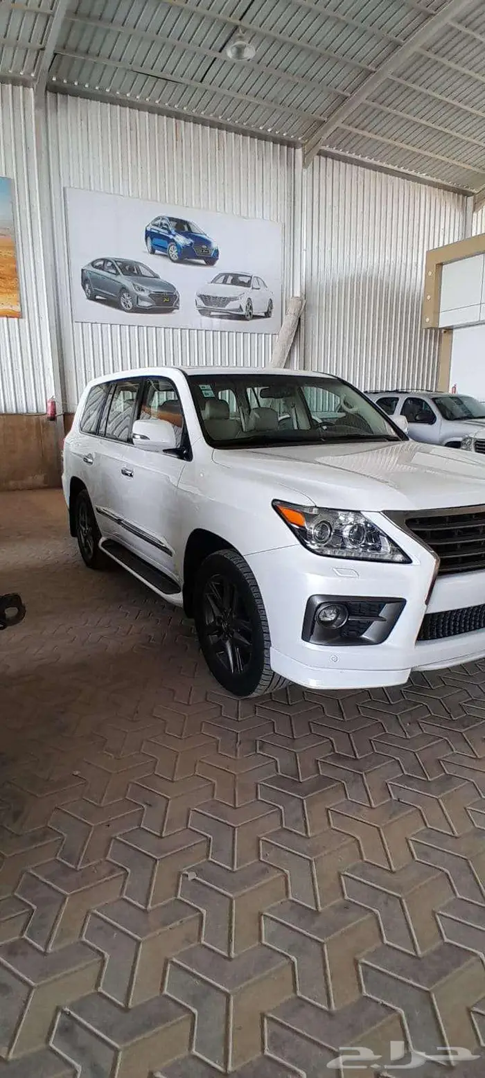لكزس LX570 فل كامل DD البيع 147000 3