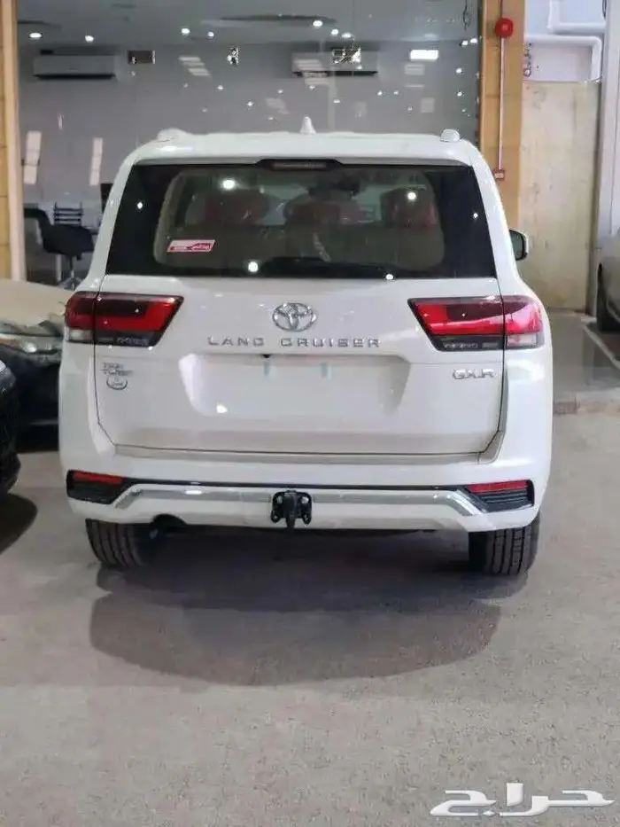 لاندكروزر جي اكس ار GXR L3 بنزين سعودي 2025 لدى الحسن 2