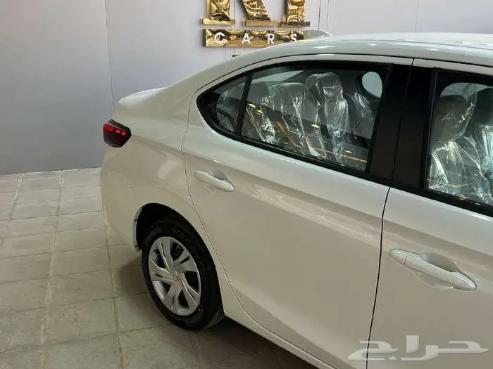هوندا سيتي ستاندر 2025 كاش او اقساط راتب من 3600 عرض خاص 5