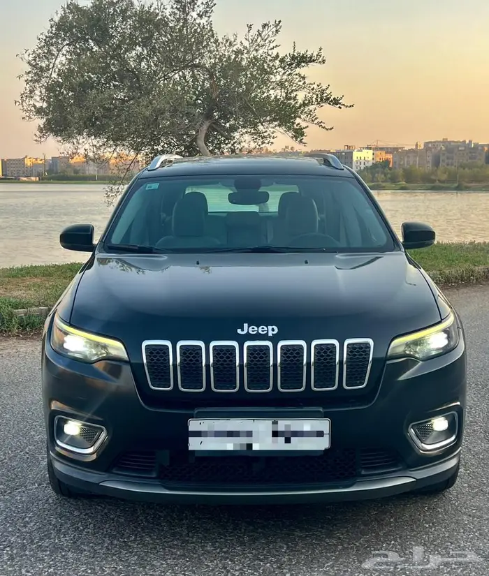 جيب شيروكي 2019 بدي وكاله نظيف 0