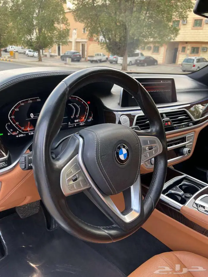 بي ام دبليو 730Li 2020 ( بحالة الوكالة ) 13