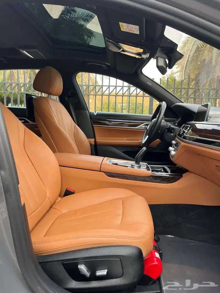 بي ام دبليو 730Li 2020 ( بحالة الوكالة ) 20