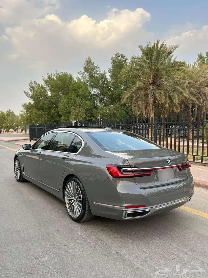 بي ام دبليو 730Li 2020 ( بحالة الوكالة ) 1