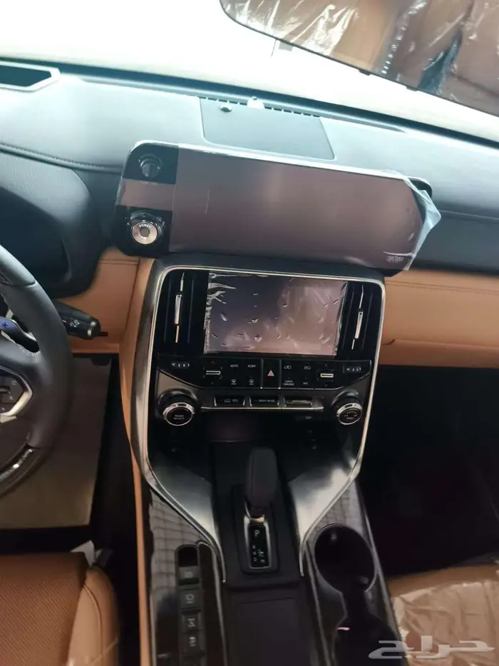 لكزس LX 700 بي اتش أبيض هايبرد 2025 اقل سعر كاش واقساط 7
