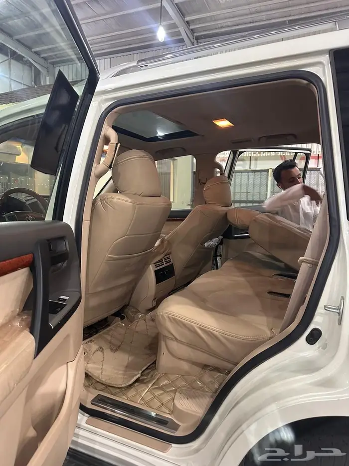 لاندكروزر 2015 V8 1