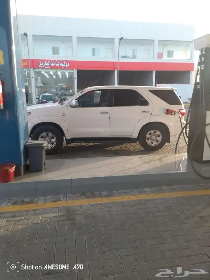 للبيع فورشنر اربعه سرندل جير عادي على الشرط 3