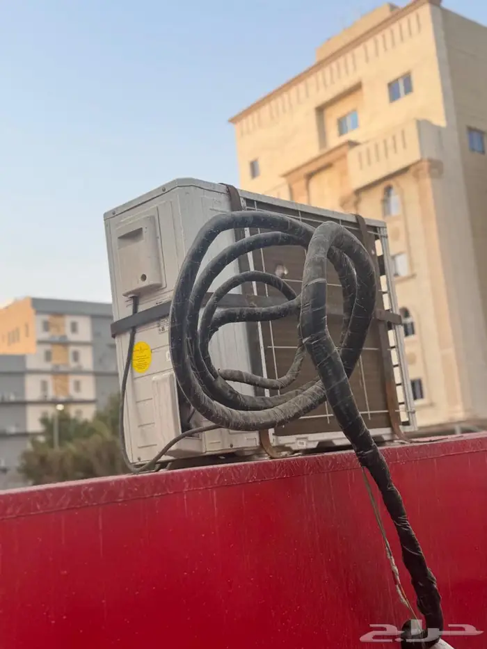 للبيع عربة (فود ترك) مجهزة بالكامل تحمل براند خاص 11