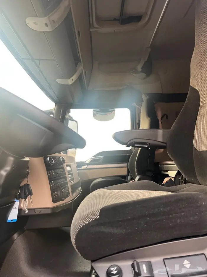 راس شاحنه مان MAN طراز TGX.18.510 موديل 2021 11