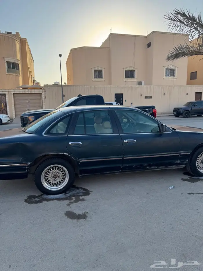 فورد كراون فكتوريا موديل 97 للبيع 5