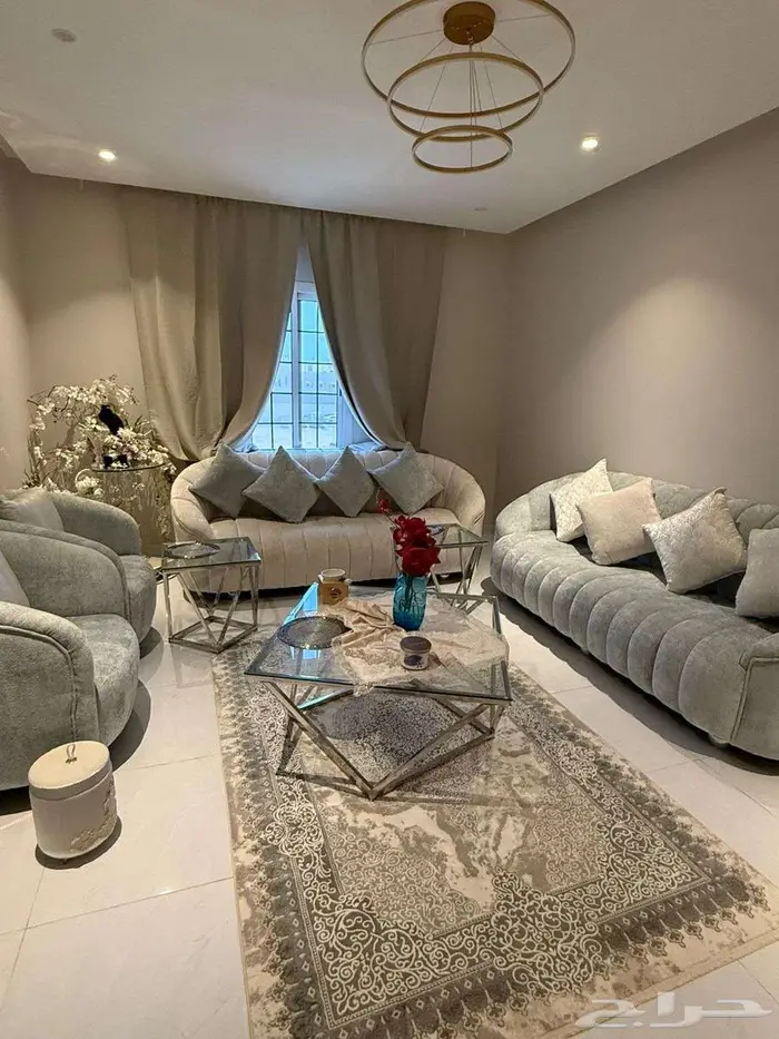 طقم كنب شبه جديد للبيع 0
