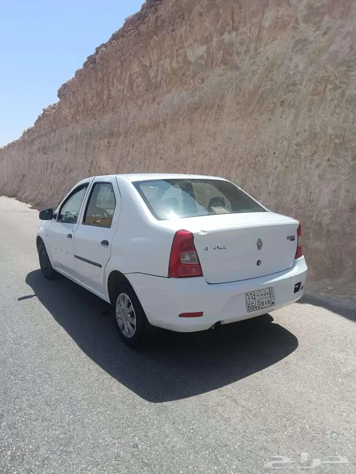 رينو لوجان 2013 2