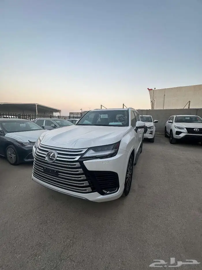 لكزس LX 600 BB كاش واقساط علي جميع البنوك 7